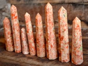 Tour de cristal de labradorite grande taille, semi-précieuse, bleue et chatoyante, pour la thérapie ou la décoration - Product Image 4