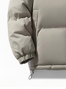 Chaqueta Acolchada Suave para Comodidad Diaria con Diseño Aislante y Uso Práctico al Aire Libre - Product Image 5