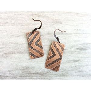 Modelo 77 de Joyería de Moda para Fiestas, Superventas, con Diseño Artesanal en Cobre y Latón, Duradero, Ecológico y con Componentes de Primera Calidad - Product Image 1