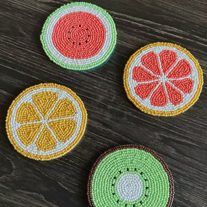Posavasos de Lujo Hecho a Mano con Cuentas de Vidrio, Diseño Floral Mandala, Salvamantel Redondo Resistente al Calor para Bebidas - Product Image 1