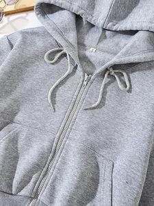 Structured Heavy Fleece <b>Cropped</b> <b>Zip</b> <b>Up</b> Hoodie Women Drop Shoulder Luxury Fit 400gsm Boxy Crop Hoody Thick Winter Streetwear - Product Image 6