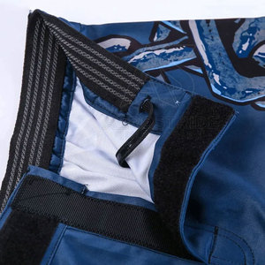 Pantalones Cortos de MMA de Diseño Personalizado y Rendimiento Confiable, Elásticos, Ligeros, Transpirables, de Secado Rápido y Ajuste Cómodo para Sesiones de Entrenamiento - Product Image 5