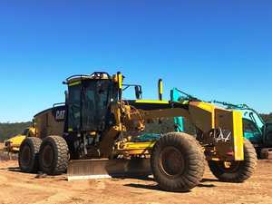 New Used LiuGong 4180DG4 Heavy-Duty Motor Grader <b>Engine</b> Pump for Road Construction Land Leveling <b>Models</b> 4180D/4215D/4230D - Product Image 2