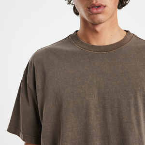 T-shirt pour homme léger et doux à manches courtes, coupe décontractée, idéal pour la mode quotidienne, le look streetwear et les options d'impression de logo personnalisé. - Product Image 2