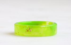Anillo de Resina Cristiana Geométrico Hecho a Mano MN EXPORTS MNE-45, Joyería Elegante y Moderna, Ajustable, Regalo con Estilo - Product Image 6