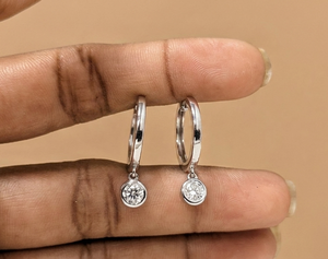 Boucles d'oreilles créoles en or massif 10K/14K/18K avec diamants de laboratoire pour femme, idéales pour fiançailles, mariage, fête, cadeau, forme ronde simple et tendance - Product Image 4