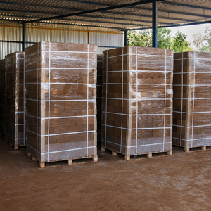 Bulk Coir Pith Blocks 5kg <b>Palletized</b> Shrink <b>Wrapped</b> Low EC Cocopeat Blocks <b>for</b> Hydroponics with 834% Water Holding Capacity - Product Image 5