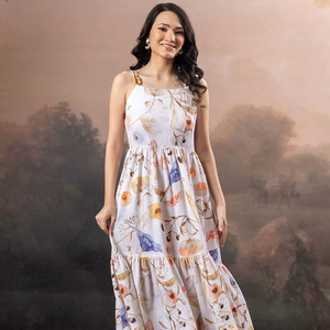 เดรสชีฟองพิมพ์ลายดอกไม้คุณภาพสีสันดีเยี่ยม สายเดี่ยว ทรงมิดิ เปิดหลัง เอวธรรมชาติ สำหรับฤดูร้อน ผ้ากันยับ - Product Image 1