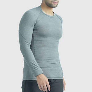 Maillot de sport gris à manches courtes pour homme, coupe ajustée, séchage rapide, respirant, en Spandex/Polyester, couleur personnalisable, service OEM - Product Image 2