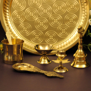 Juego de Thali de Latón Pulido para Pooja, Bandeja de Oración con Diya, Cuenco, Porta Incienso y Accesorios para Lámpara de Aceite para el Hogar y Bodas - Product Image 4
