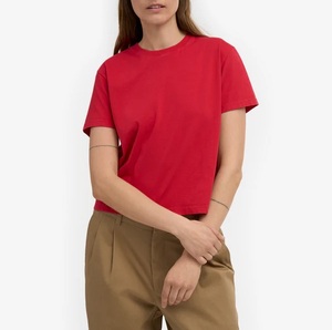 T-shirt court ample à col rond et manches courtes pour femme, rouge écarlate uni, décontracté, doux, 100 % coton, coupe ample S/J, toutes saisons - Product Image 2