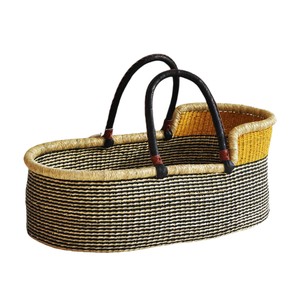 Wholesale modern striped body and bright <b>yellow</b> top high wall seagrass changing <b>basket</b> featuring rattan changing kid <b>basket</b> with - Product Image 1