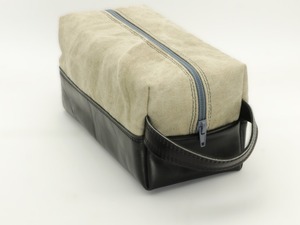 Make Up Pouch <b>Case</b> Leather <b>Makeup</b> Cosmetic Bags Zipper Portable Waterproof for Bag <b>Makeup</b> Wholesale price Leather Cosmetic Bags - Product Image 2