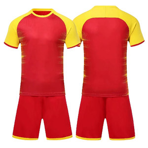 ชุดกีฬาฟุตบอลแห้งเร็วสำหรับทีม ชุดฟุตบอลมืออาชีพ ชุดฟุตบอลพิมพ์ลายแบบ Sublimation - Product Image 4