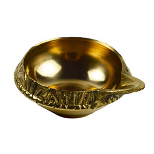 Diya de Cristal con Diseño Festivo, Diya de Latón con Acabado Plateado, Diya Moderna de Metal de Latón, Decoración de Lujo para el Hogar, Nuevas Tendencias de Lujo - Product Image 6