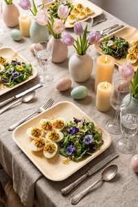 Nouvelles assiettes carrées élégantes en feuille de palmier compostable de 10 pouces, emballage alimentaire écologique, résistant au congélateur, luxe moderne pour mariage et fête - Product Image 1