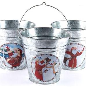 Joli seau à fleurs vintage décoratif pour la maison et le jardin, en métal fait main avec finition argentée - Product Image 1