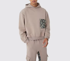 Conjunto de Sudadera con Capucha y Pantalones Cargo con Parches de Camuflaje para Hombre, Ropa Deportiva Casual de Dos Piezas, Logotipo Personalizado - Product Image 2