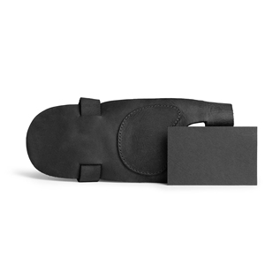 Guante clásico de tiro con arco de tres dedos hecho de cuero de vaca de alta calidad, construcción flexible para el movimiento de las manos durante el tiro. - Product Image 5