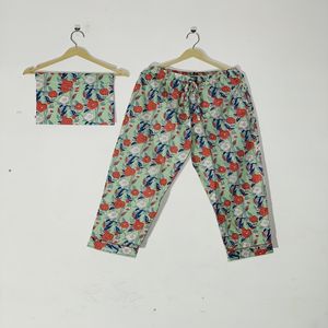Ensemble de pyjama floral imprimé à la main de haute qualité - Vêtements de nuit en coton, vêtements de nuit et de détente bohèmes pour femmes, cadeau d'été - Product Image 3