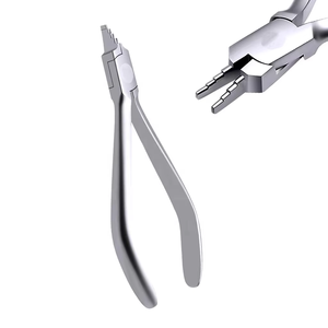 Pince Nance Orthodontique Premium 13cm en Acier Inoxydable Instruments Dentaires Outils Réutilisables pour la Formation de Boucles en 4 Étapes et le Pliage de Fils CE - Product Image 1