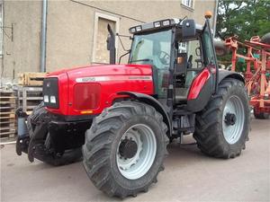 Tracteurs Massey Ferguson 8250 à transmission par engrenages 4x4, d'occasion, pour usage agricole, haute productivité, à vendre - Product Image 2