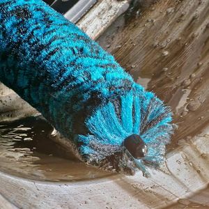 Kit di 4 Spazzole per Ruote con Manico Lungo, Spazzola Morbida e Rigida per Pulizia Dettagliata e Lavaggio Auto - Product Image 5