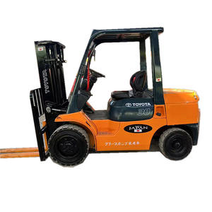 Montacargas Diésel Toyota Usado a Bajo Precio, 30 Velocidades, Bomba, Motor, Rodamientos en Buen Estado para Minas y Construcción - Product Image 4