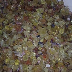 อะพาไทต์สีเหลือง คริสตัลดิบธรรมชาติ ขายส่งจำนวนมาก พลอยดิบ ล็อตขายส่ง - Product Image 2