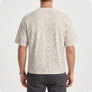 เสื้อยืดผู้ชายแบบกำหนดเอง OEM พร้อมโลโก้สั่งทำ ผ้าฝ้าย 100% เนื้อหนา ประดับเพชรเทียม ดีไซน์เฉพาะบุคคล ทรงบ็อกซี่ - Product Image 3