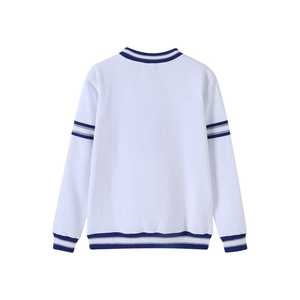 เสื้อสเวตเชิ้ตคอกลม Zeta Phi Beta สีขาว ปักลายเชนิลล์ เสื้อผ้าชมรมพี่น้องชาวกรีก สำหรับทุกเพศ ผลิตจากผ้าฝ้ายพรีเมียม - Product Image 2