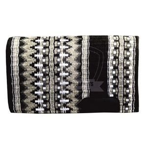 Couverture de selle de cheval western en laine australienne personnalisée 34 x 42 pouces, laine de Nouvelle-Zélande, coton, cuir, rembourrage épais - Product Image 1
