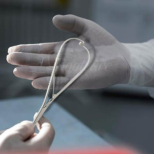 Herramienta de Sutura Quirúrgica, Porta Agujas Mathieu, Grado Médico, Reutilizable, Acero Inoxidable, Manual - Product Image 3