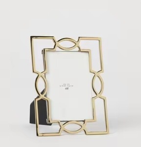 Elegant Home Styling Metal Glass <b>Picture</b> <b>Frame</b> Modern Photo Display Interior Accent - Product Image 4
