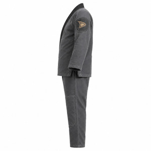 Kimono Gris para BJJ, 100% Algodón, Corte Regular, Ropa de Artes Marciales para Hombre Adulto, Duradero, Logotipo en la Manga Izquierda - Product Image 3