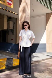 Chemise blanche à manches courtes boutonnée pour femme avec ceinture à la taille, chemisier de bureau élégant en popeline de coton pour le printemps et l'été SILAS - Product Image 2