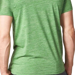 เสื้อยืดออกกำลังกายผู้ชายสีเขียวคุณภาพสูง สวมใส่สบาย บริการ OEM รุ่นใหม่ล่าสุด ผ้าฝ้าย 100% ระบายอากาศได้ดี แห้งเร็ว - Product Image 6