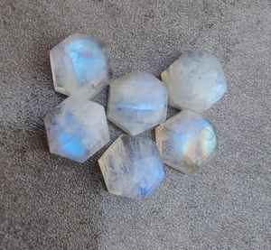 Pierre de lune arc-en-ciel naturelle, forme hexagonale, cabochon, pierre précieuse calibrée, pierre précieuse en vrac pour bijoux - Product Image 4