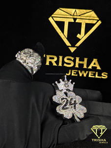 Colgante de trébol de lujo personalizado con el número 24 y diamante cultivado en laboratorio para joyería hip hop al por mayor de Trisha Jewels - Product Image 2