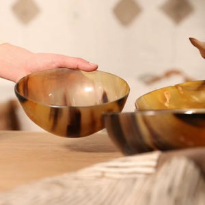 Bols décoratifs en corne faits à la main pour mariage et fête, polis, sans BPA, de luxe, écologiques, pour service, artisanat naturel, sculptés à la main - Product Image 1