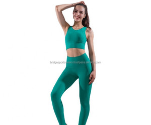 Conjunto de Yoga para Mujer de 2 Piezas con Logotipo Frontal, Cintura Alta, Color Sólido, Transpirable, de Secado Rápido, para Gimnasio, Entrenamiento, Aire Libre - Product Image 1