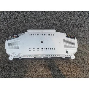 Tableau de bord d'occasion authentique pour Mercedes-Benz W124 (1997-2014) - Référence 8022011000 - Product Image 2