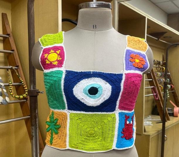 blusa de ganchillo fuerte en varios diseños atractivos: