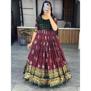 Sherwani de Mujer en Color Vino con Diseño de Patola Bandhani en Algodón y Seda - Product Image 1