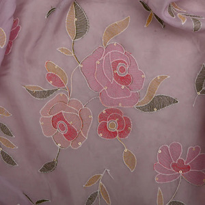 Tela de encaje bordada con lentejuelas de rejilla cuadrada premium, textil de malla a la moda para la confección de prendas de lujo. - Product Image 6