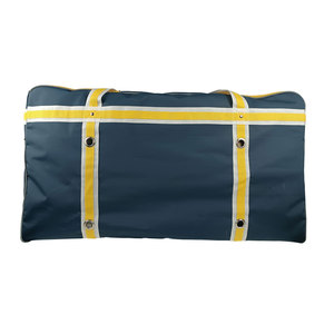Sacs de hockey sur glace avec un grand espace de rangement pour l'équipement, des compartiments pour patins, une construction durable et un design pratique pour les voyages - Product Image 1