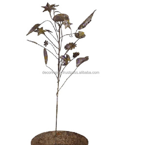 Durable Quality Modern Iron Garden <b>Stakes</b> Outdoor Decorative Plant Sticks Wholesale - Product Image 2