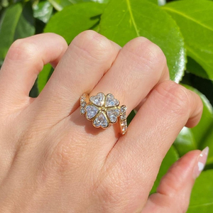Bague en or massif en forme de cœur avec diamant blanc serti clos, motif floral, pour femme, cadeau de mariage ou d'anniversaire - Product Image 2
