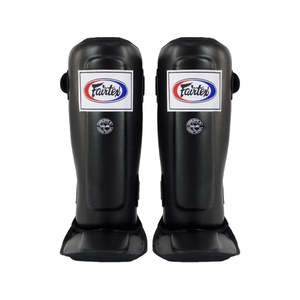 Protections de tibia en cuir véritable Fairtex, fabriquées sur mesure, protections de tibia professionnelles pour la boxe thaïlandaise, fermeture à boucle, protection personnalisée - Product Image 1