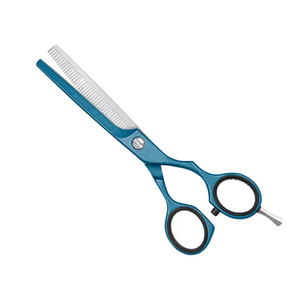 Tijeras de Peluquería Profesionales de Acero Inoxidable, Ligeras, Negras y Rojas, para Adelgazar el Cabello, para Uso en Salones de Belleza - Product Image 1